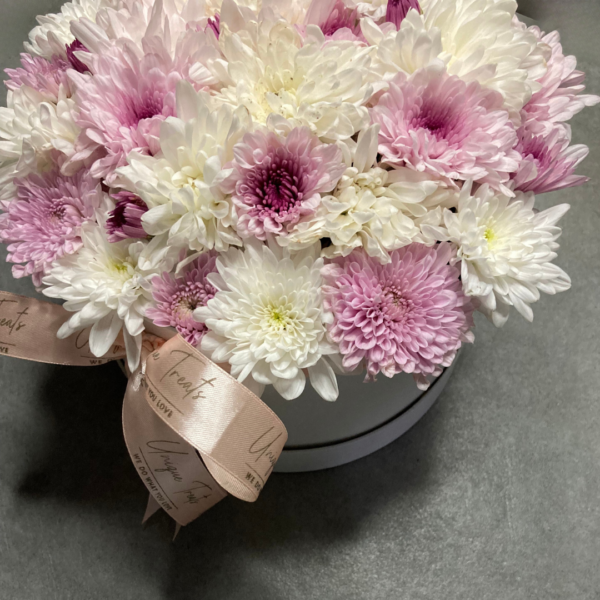 Elegance Chrysanthemum Bouquet - Image 3